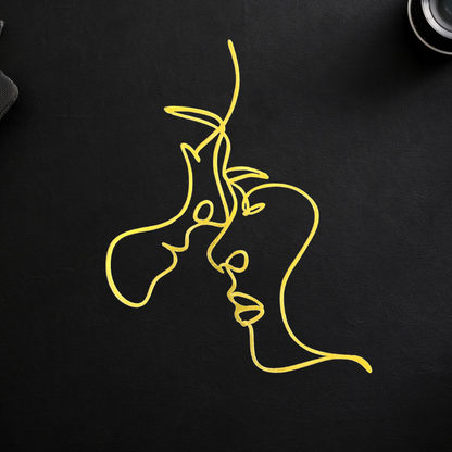 Lady Face Minimalist Lines Cake Charm 5 - Gold